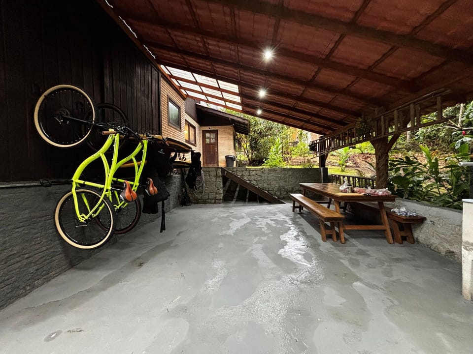 Deluxe Chalet | Outdoor dining