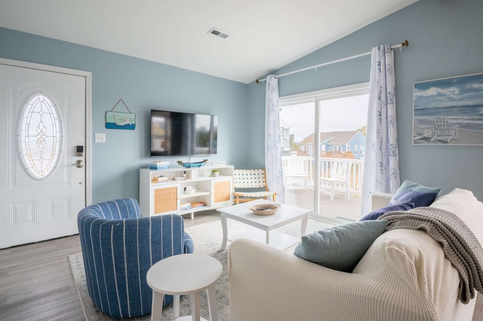 open living - dining - kitchen