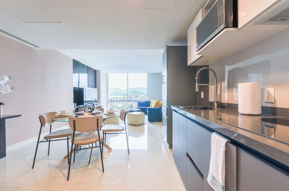 Club Suite, City View | Private kitchen | Full-size fridge, microwave, stovetop, blender