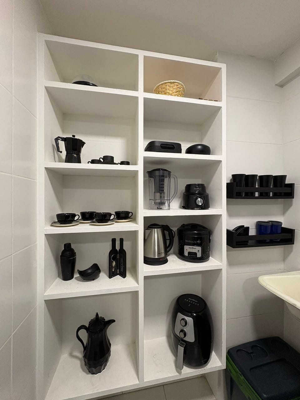 Basic Apartment | Interior