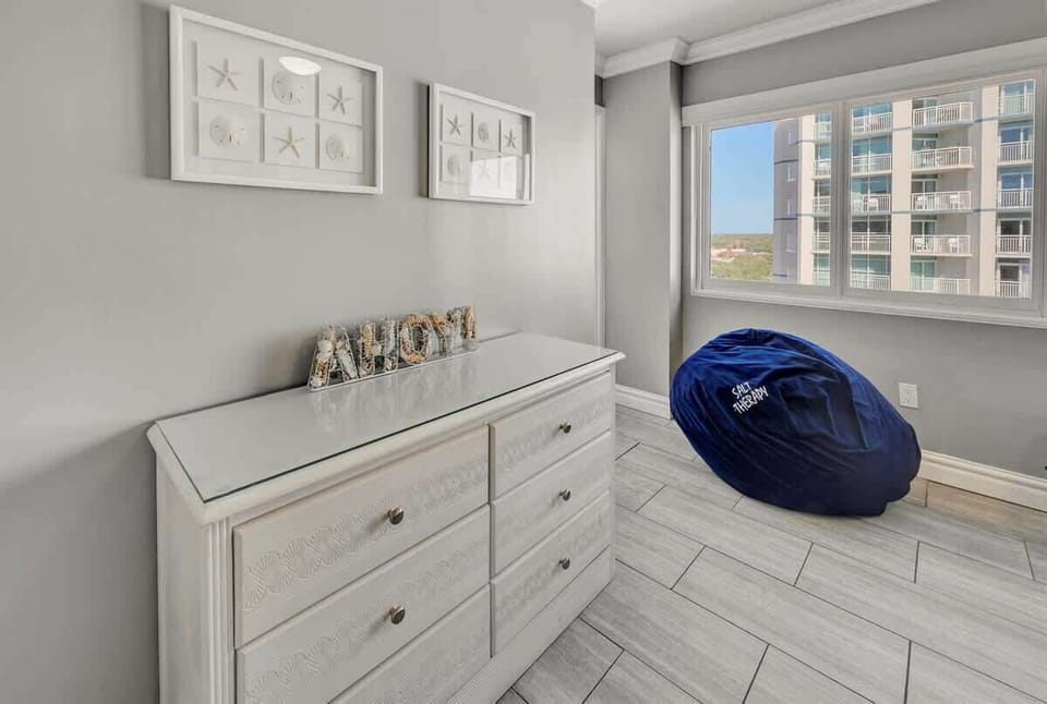 Stunning Bedroom Beautifully Decorated ✨