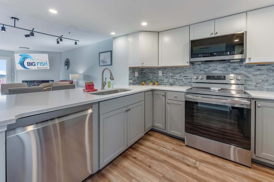 Large Kitchen Area
