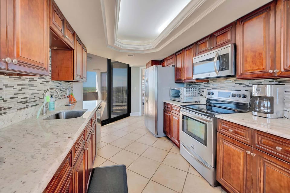 Fully Equipped Kitchen for Your Stay

