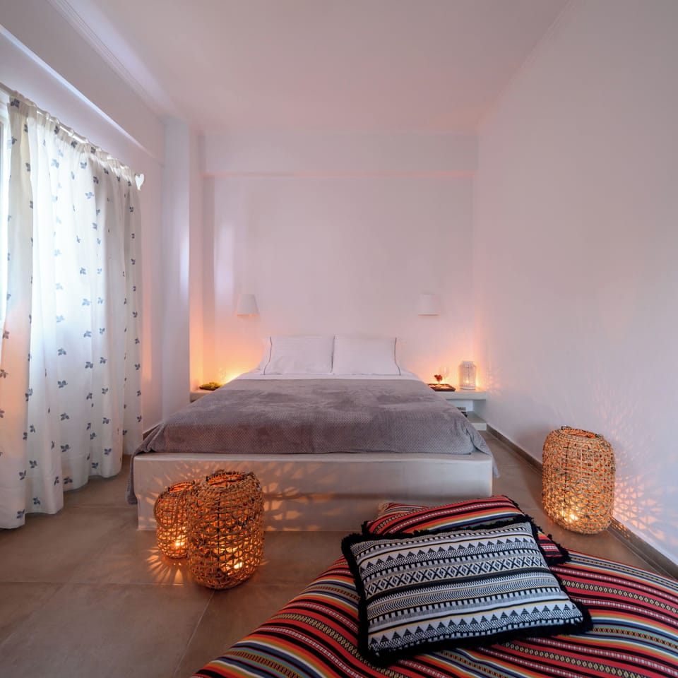 Standard Room, Garden View | Premium bedding, in-room safe, desk, soundproofing