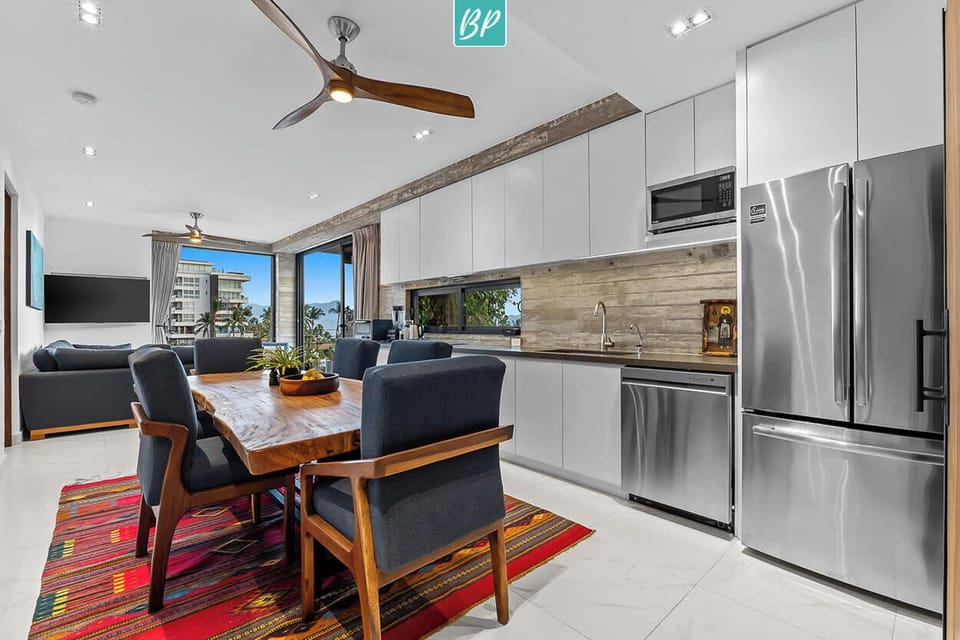 Open-Concept Kitchen & Dining