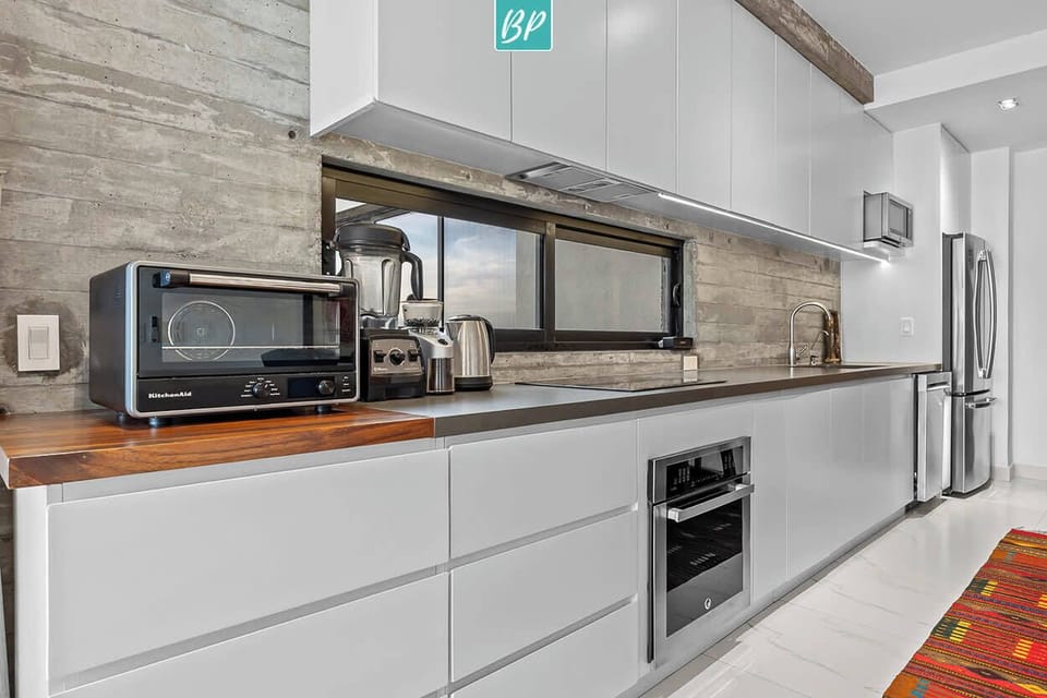 Equipped Kitchen