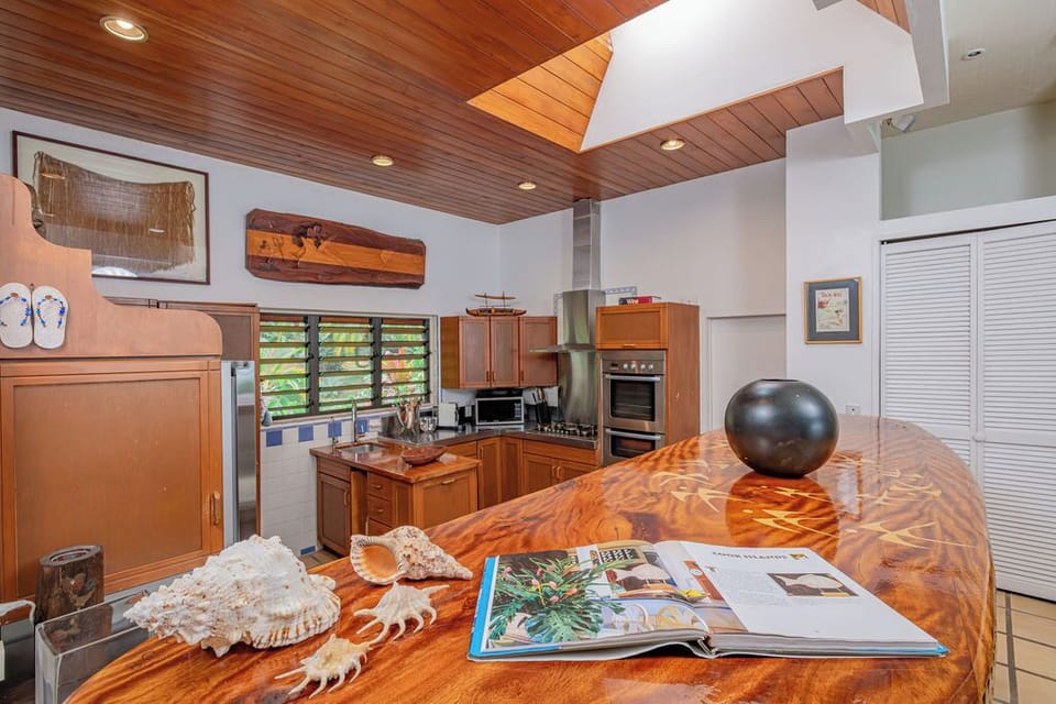 Panoramic House, Ocean View | Dining