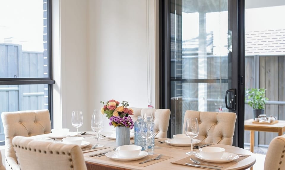 Cozy dining space for meals