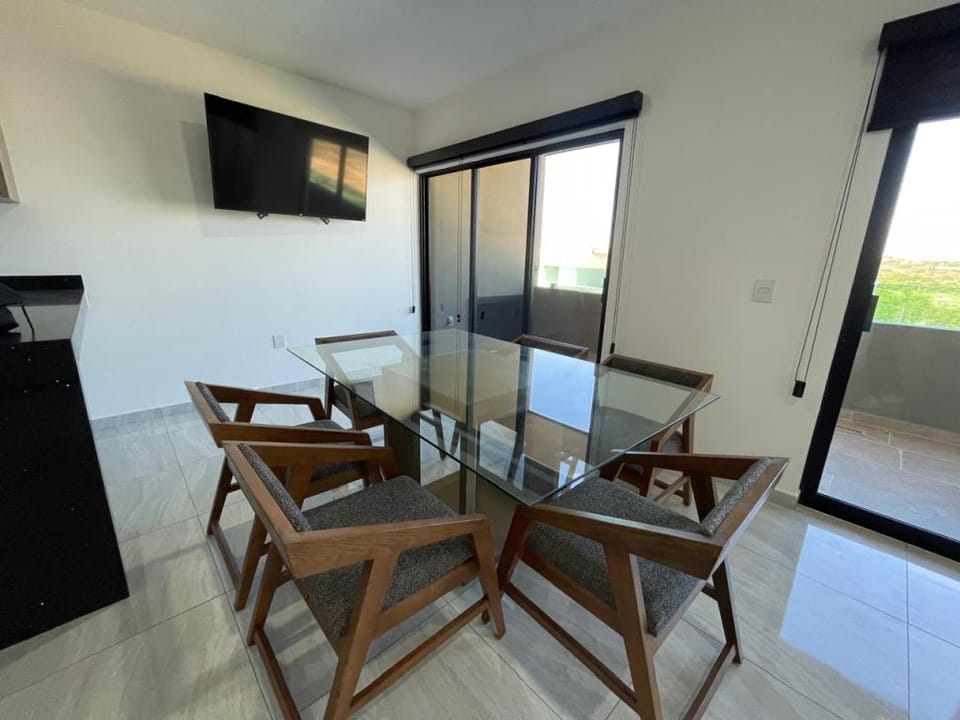 Marina Cerritos Coastal Retreat – 2BR (2238)