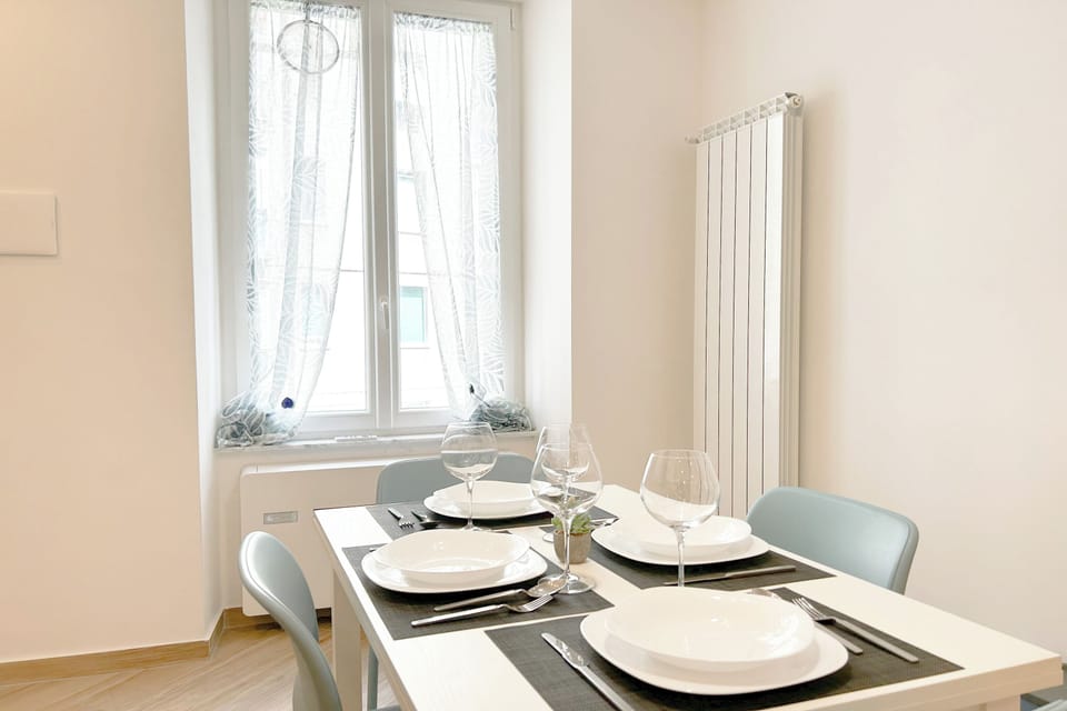 Family Apartment, 2 Bedrooms, Sea Facing (Quarda) | Dining