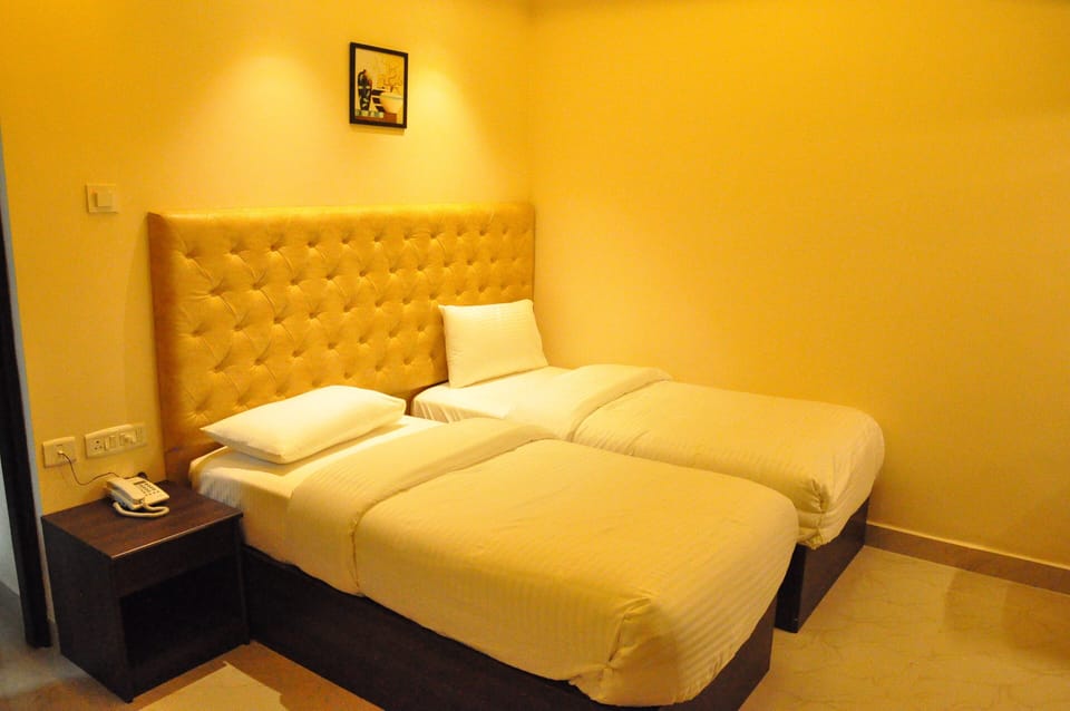 Double Room | Iron/ironing board, free WiFi