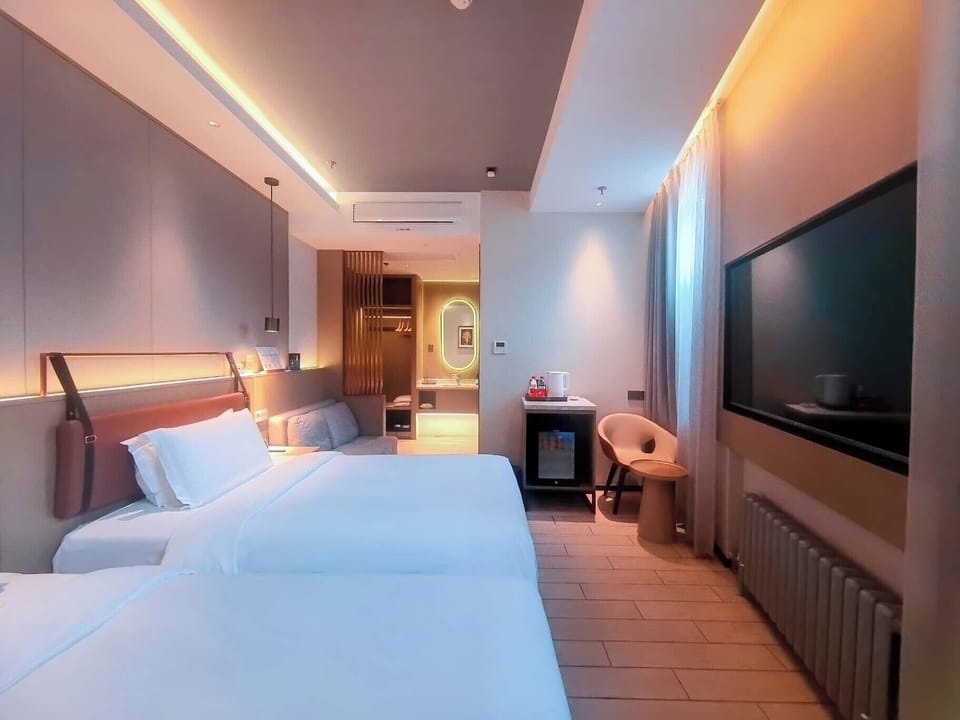 Standard Twin Room | Blackout drapes, soundproofing, iron/ironing board (on request)