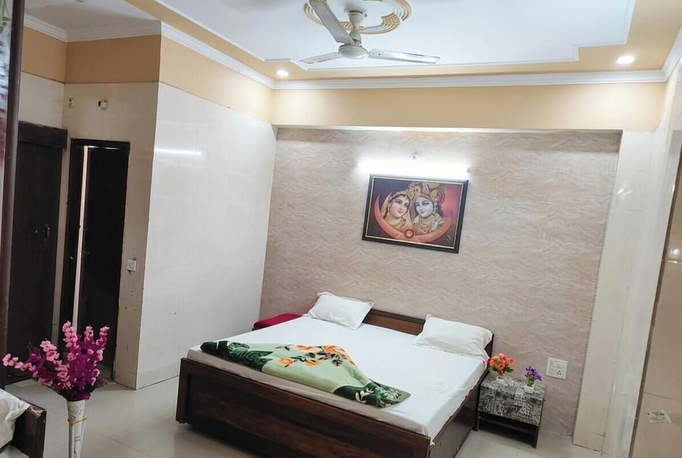 Double Room | Free WiFi