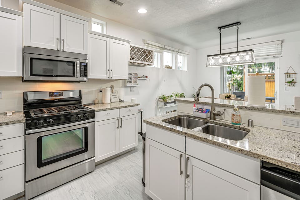 Kitchen | 1st Floor