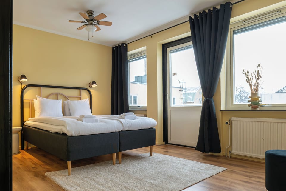 Superior Double Room, City View | Premium bedding, laptop workspace, iron/ironing board, free WiFi