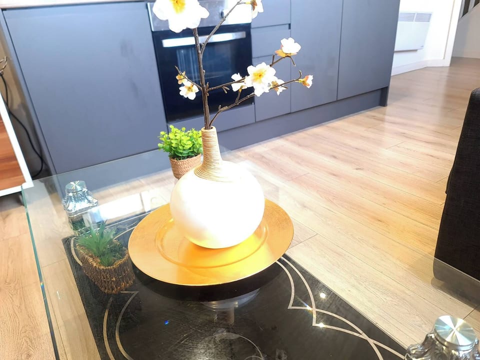 Apartment, 2 Bedrooms | Interior