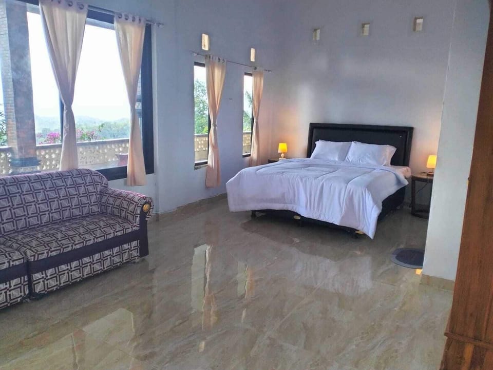 Standard Room | Desk, free WiFi