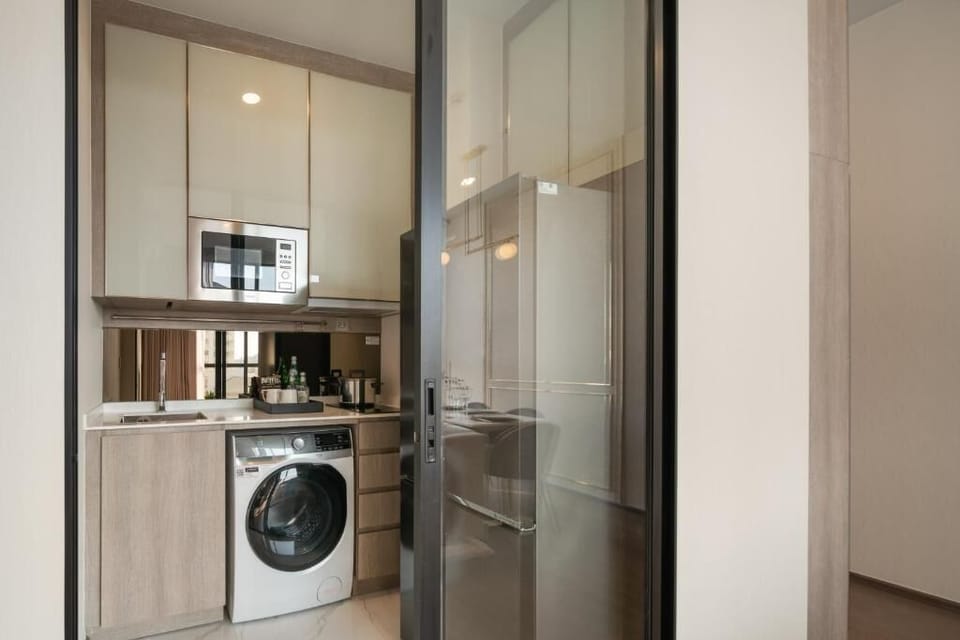 Apartment, 2 Bedrooms, Balcony, City View | Interior