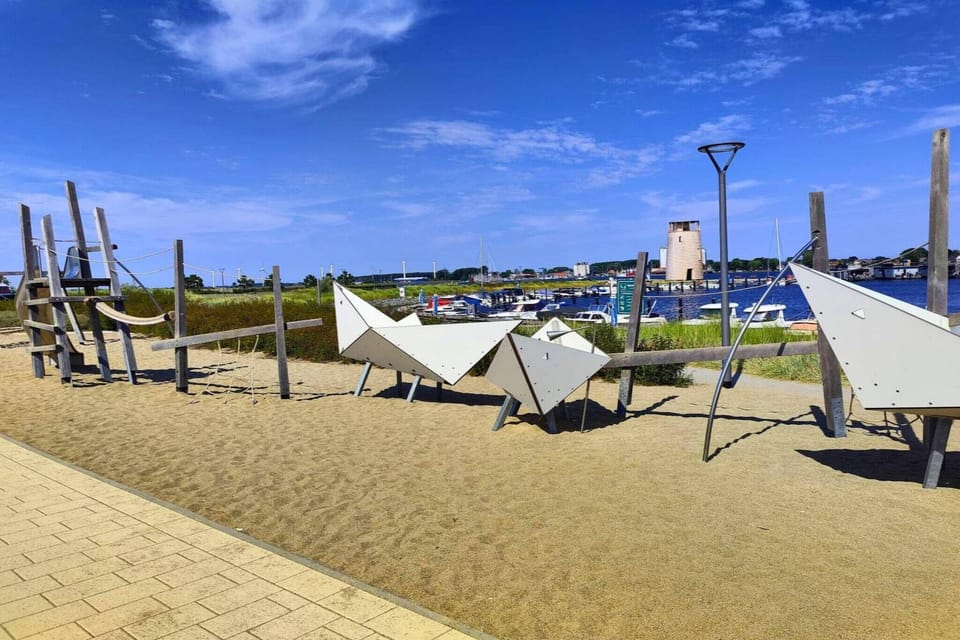 Surroundings [summer] (1-5 km)