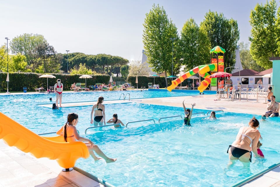 Holiday Home Swimming Pool