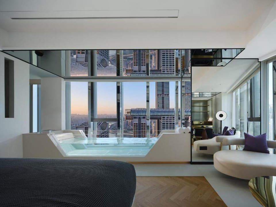 270° River View Suite with Raffles Crystal Corridor View (3m Private Hot Tub) | Down comforters, in-room safe, blackout drapes, soundproofing