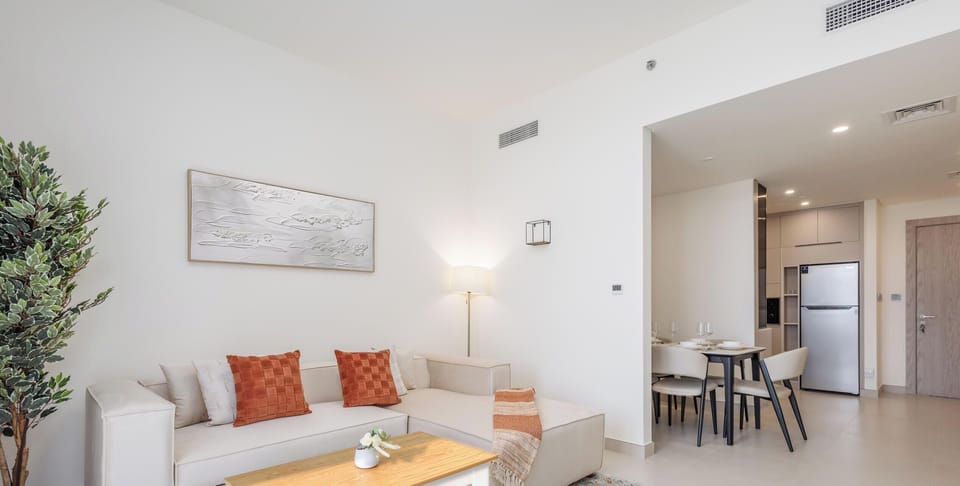 Apartment, Balcony | Living room