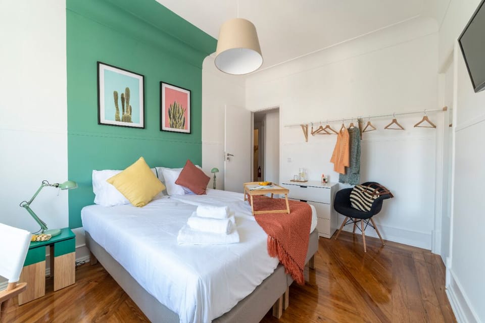 Comfort Apartment, 4 Bedrooms (Desterro Historical 4) | Blackout drapes, iron/ironing board, free WiFi