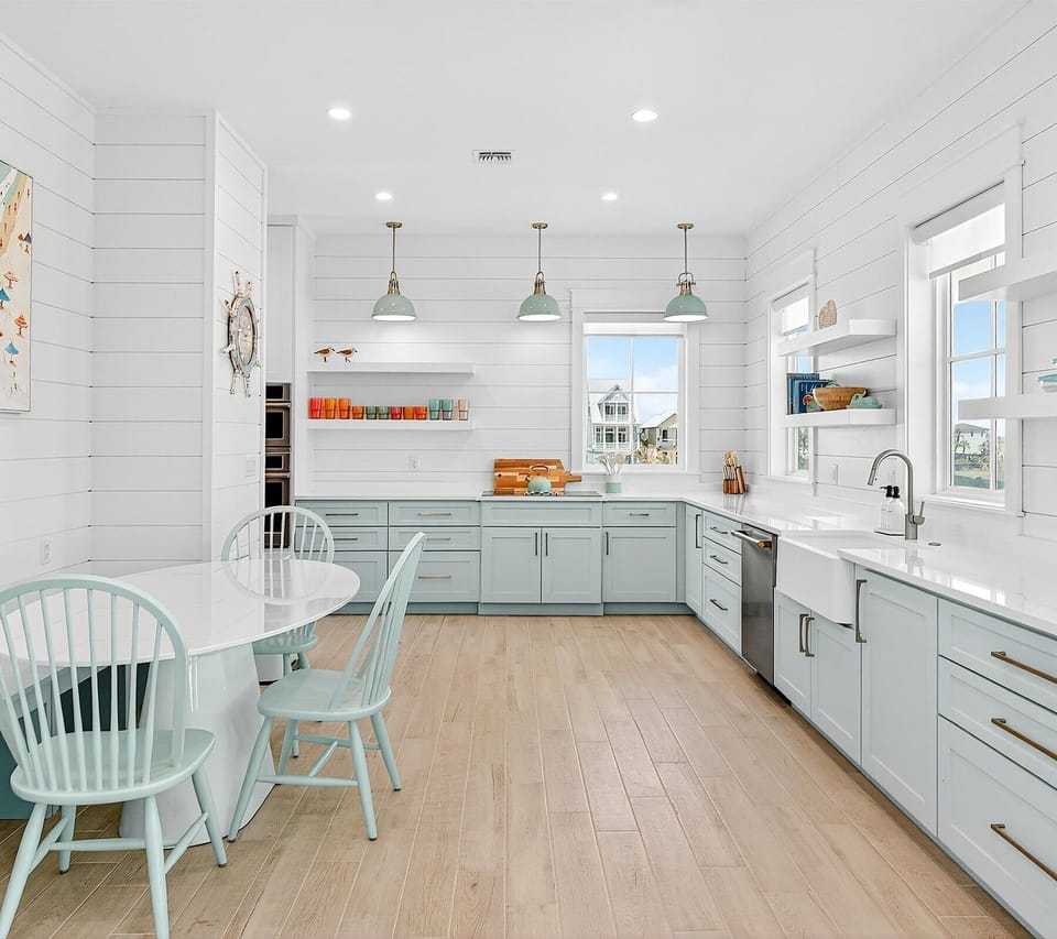 Kitchen, 2nd Floor