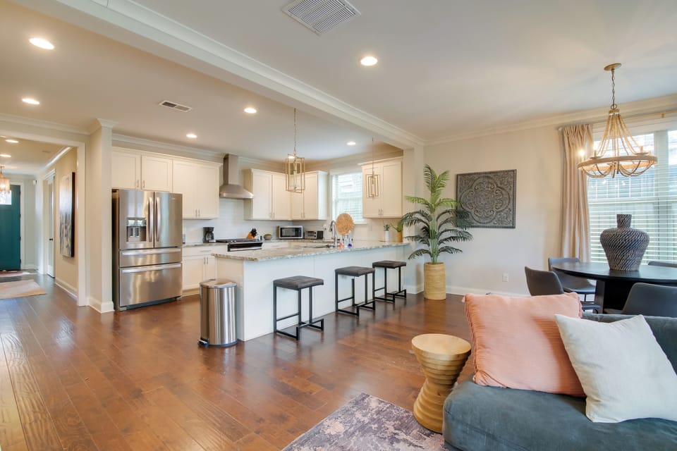 House (3 Bedrooms) | Interior