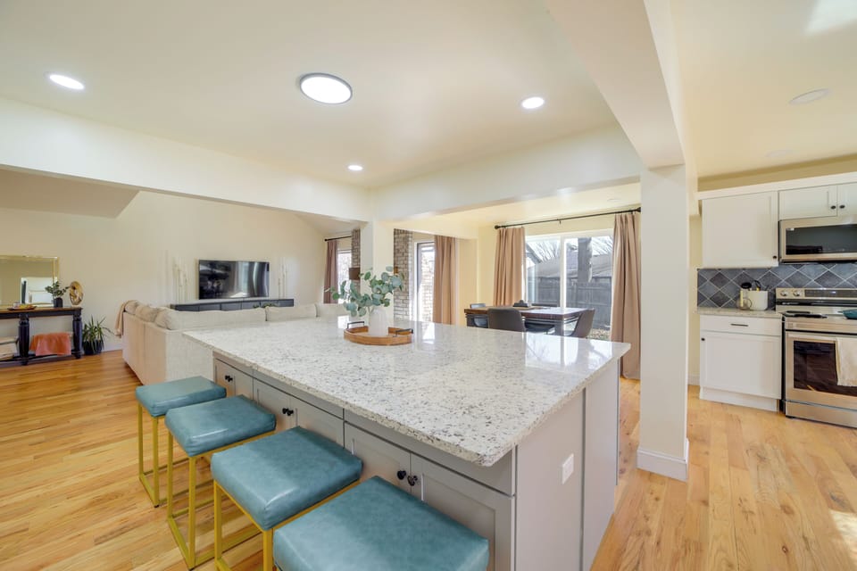 House (4 Bedrooms) | Interior