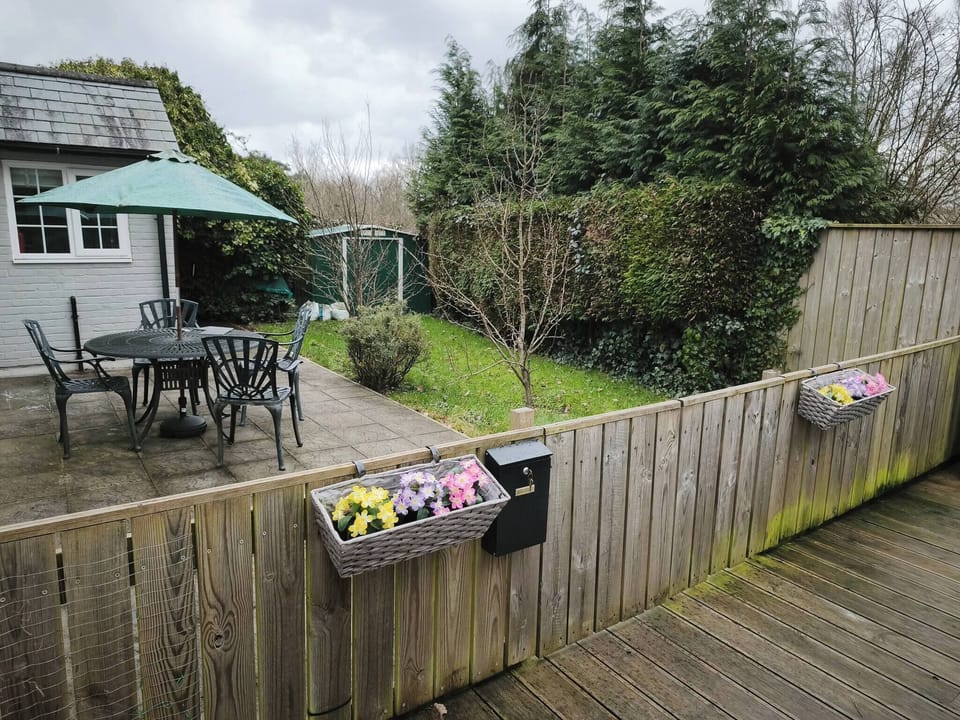 Apartment, 1 Bedroom, Garden View | Outdoor dining