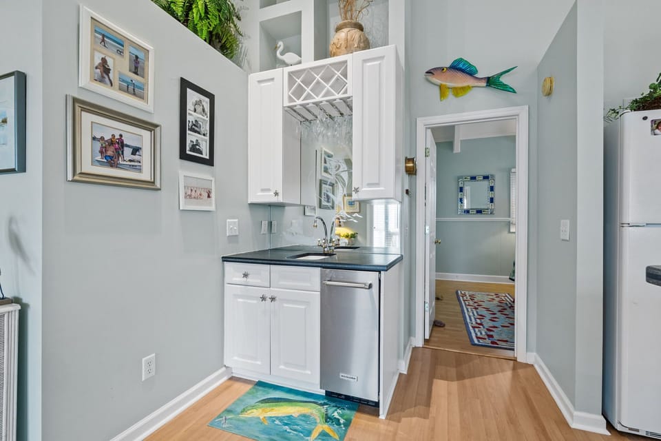 Wet bar