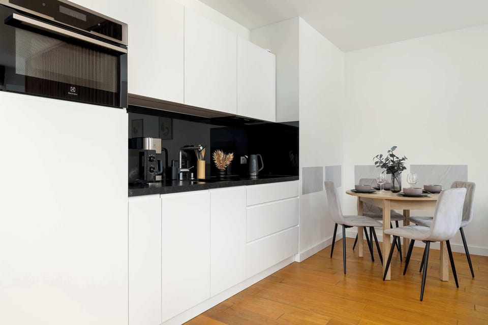 The fully equipped kitchenette includes everything you need for a home-cooked meal.