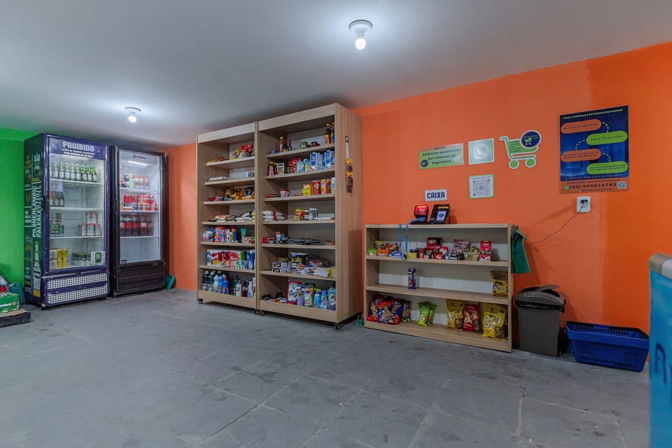 Basic Apartment | Gift shop