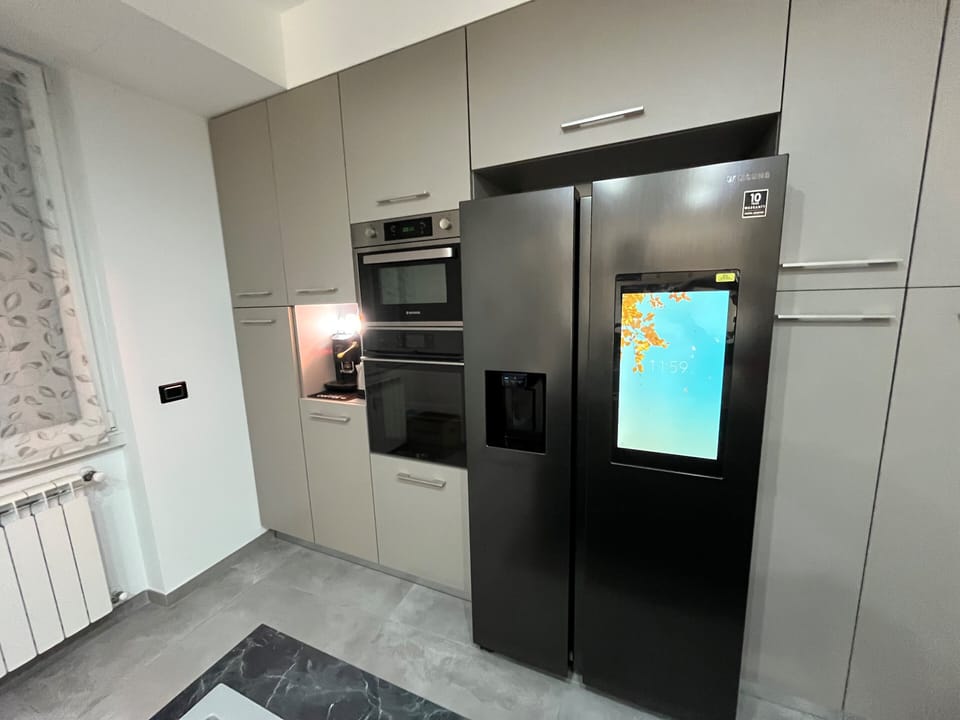Shared fridge, microwave, stovetop, espresso maker