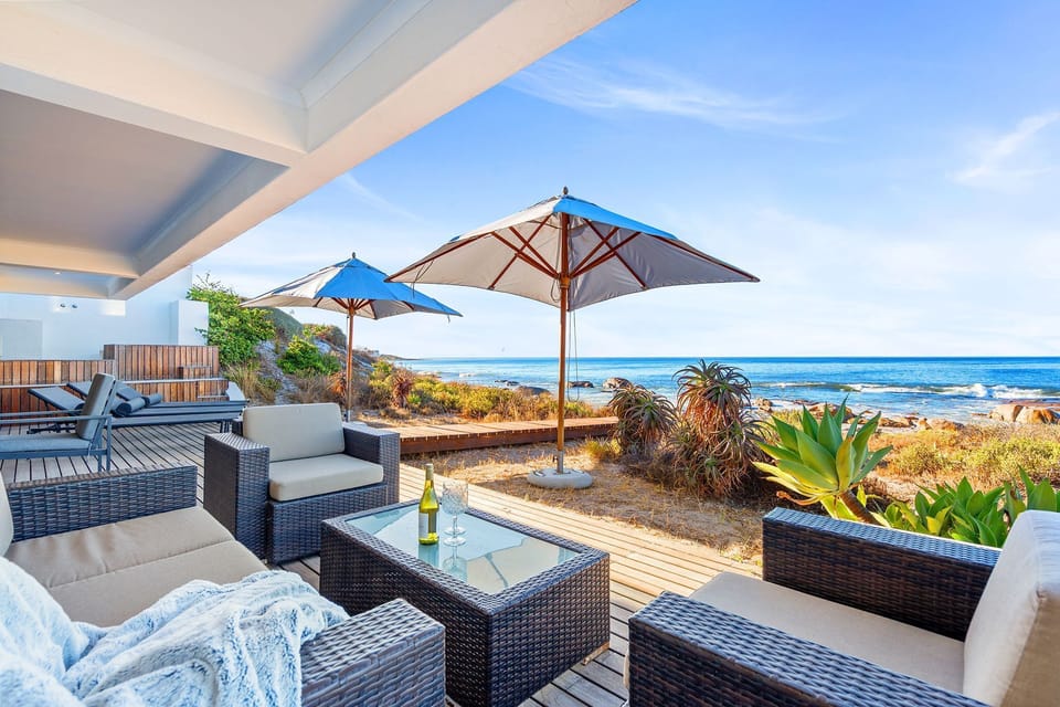 House (6 Bedrooms) | Interior