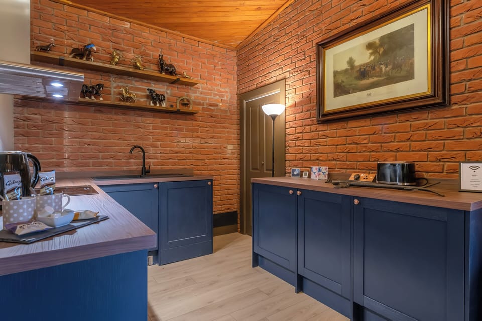Cottage, 2 Bedrooms, Non Smoking | Interior