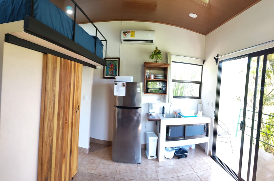 Economy Double Room, Mountain View | WiFi (free), bed sheets