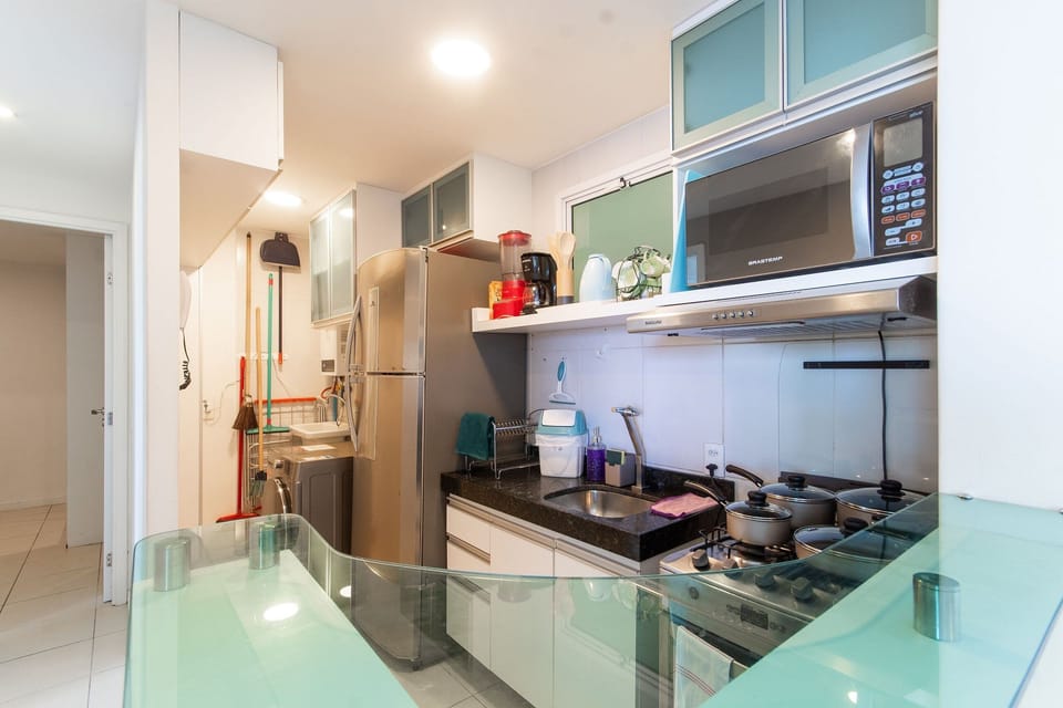 Cookware/dishes/utensils