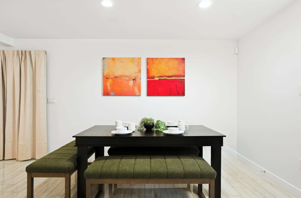 Start your day with coffee, pancakes, or just some good vibes — our breakfast nook is the coziest corner for morning magic.