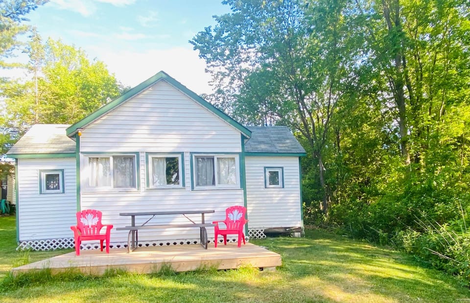 Cottage 5 from front
