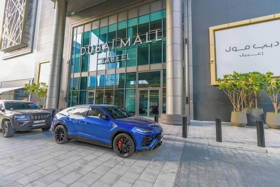 Shopping mall