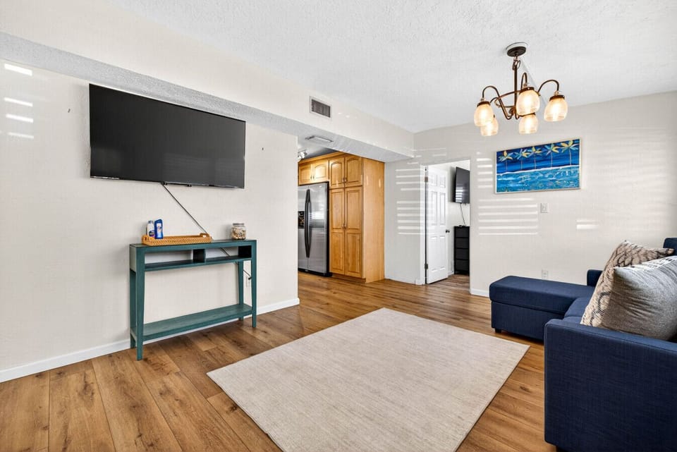 Bonus lounge with pull-out sofa