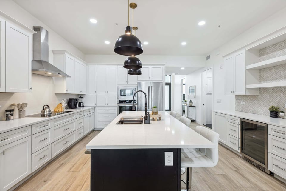 Three-Bedroom Apartment with Water View, Unit #205-302 | Private kitchen | Fridge, microwave, oven, stovetop