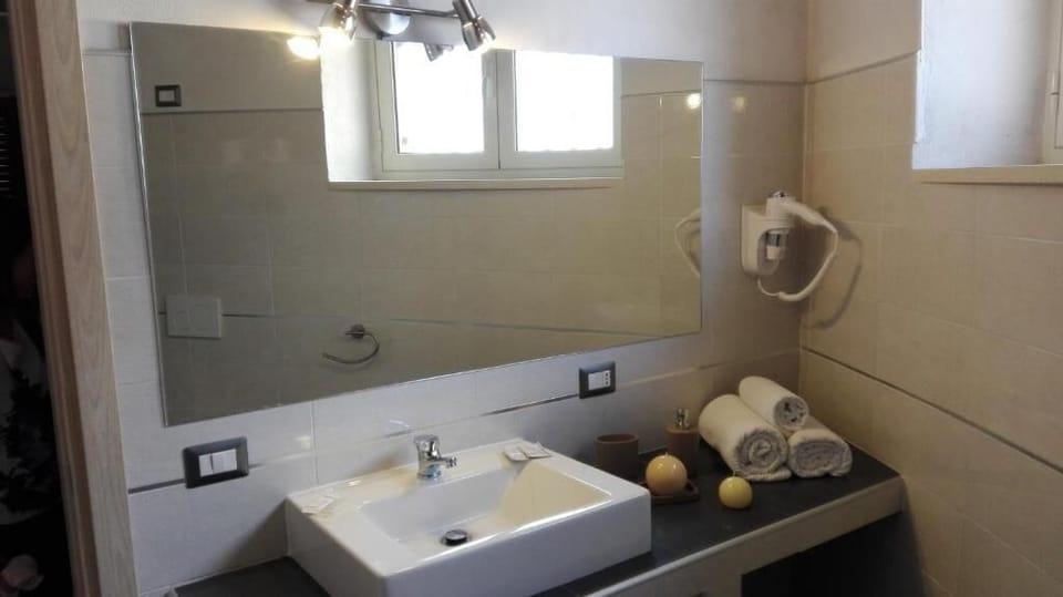 Depandance | Bathroom | Bidet