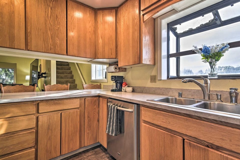 Kitchen | Double Sink | Window Views & Bar Seating