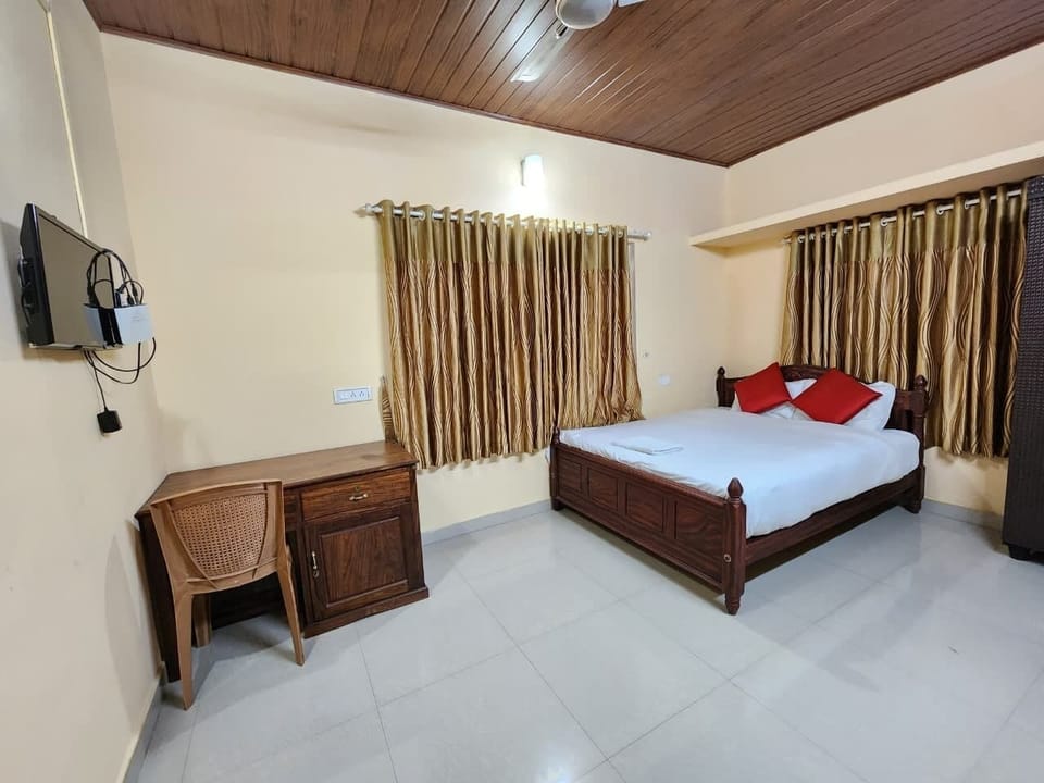 Premium bedding, individually furnished, bed sheets
