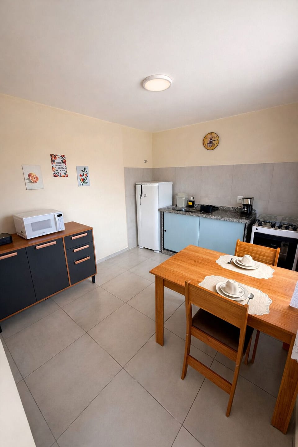 Standard Apartment, City View | Private kitchen | Fridge, microwave, oven, cookware/dishes/utensils