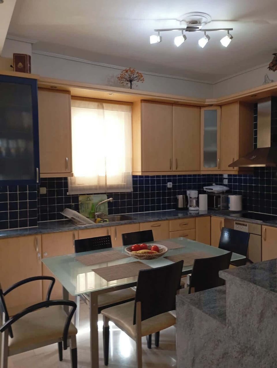 Modern Kitchen with Dining Table for Four