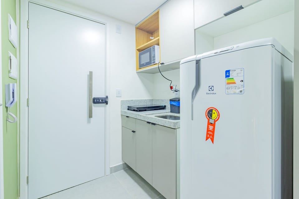 Basic Apartment | Private kitchen | Cookware/dishes/utensils